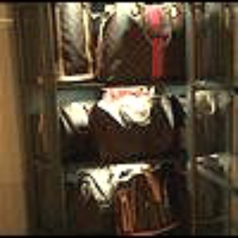 Meet your Posher, Courtney